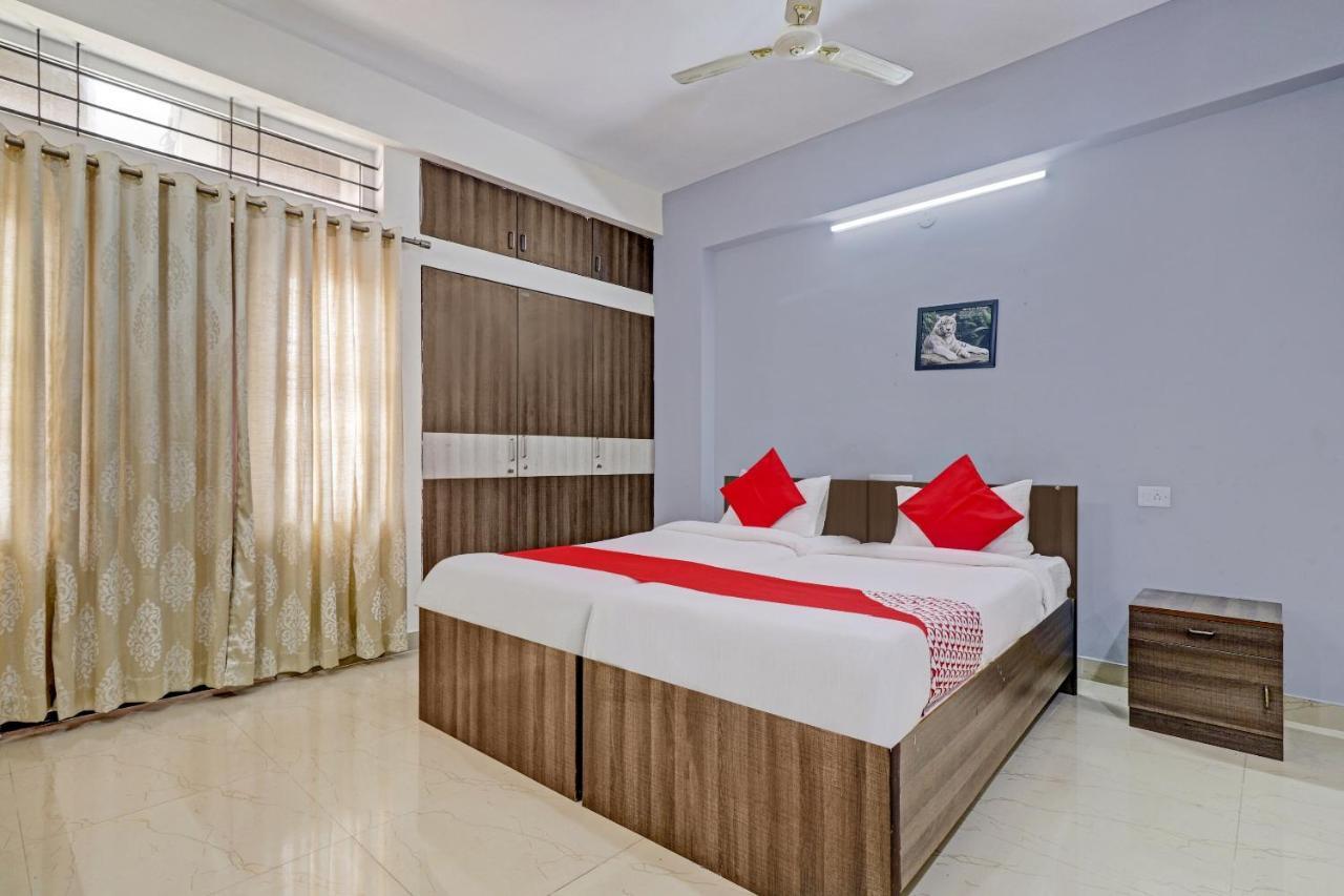 Oyo Flagship 83187 Shiv Enclave Bangalore Buitenkant foto